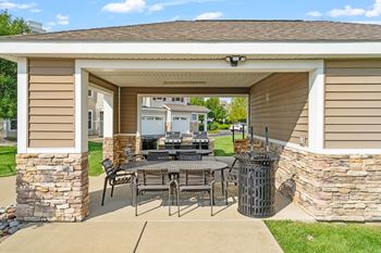 Grilling/picnic areas